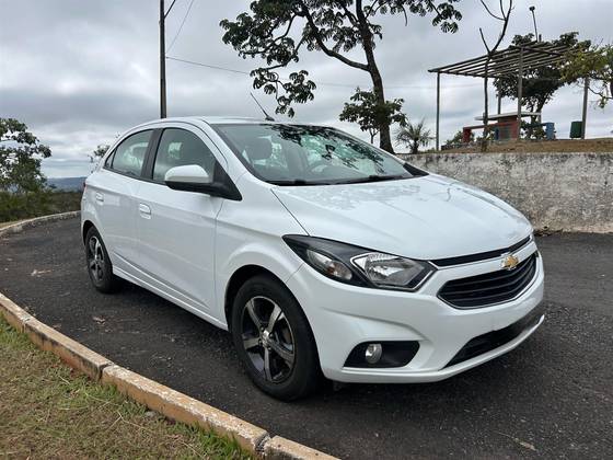 CHEVROLET ONIX 1.4 MPFI LTZ 8V FLEX 4P AUTOMÁTICO CHEVROLET ONIX 1.4 MPFI LTZ 8V FLEX 4P AUTOMÁTICO